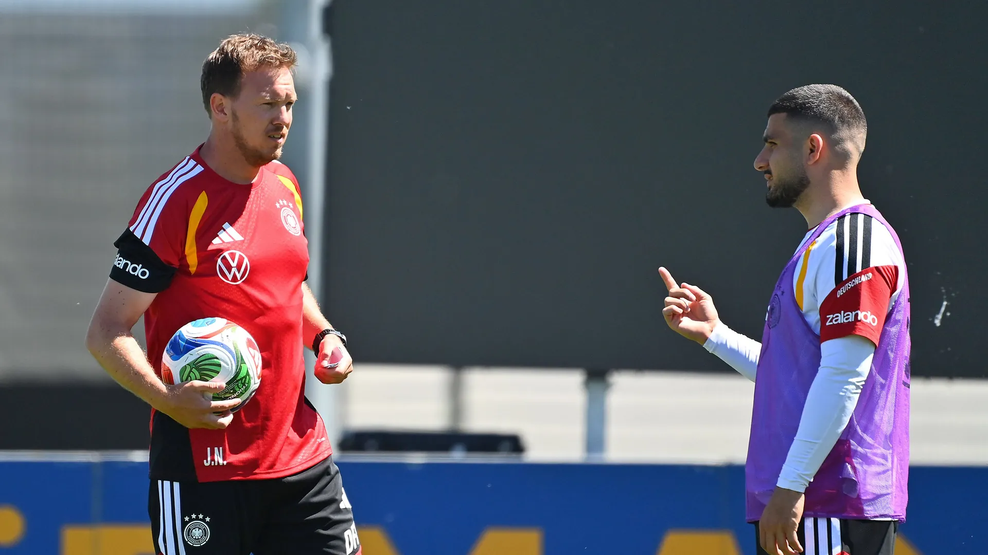 Julian Nagelsmann (left) and Deniz Undav: The national coach didn't rely on the striker recently. Julian Nagelsmann (left) and Deniz Undav: The national coach didn't rely on the striker recently.