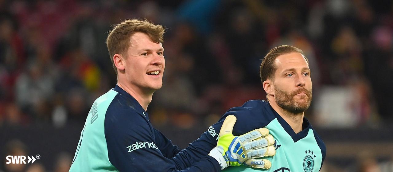 Alexander Nübel (left) and Oliver Baumann
