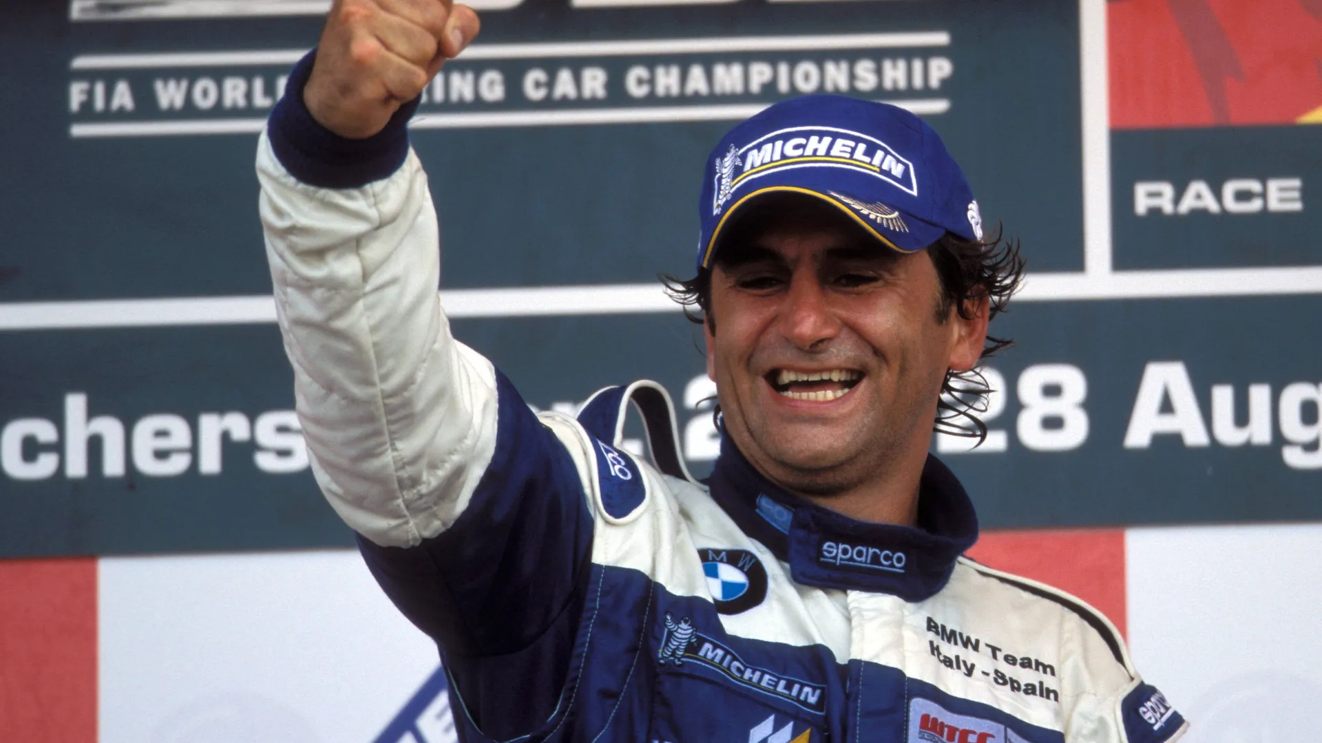 Alessandro Zanardi: He had an accident in a race at the Lausitzring in 2001 and has had his leg amputated ever since. Alessandro Zanardi: He had an accident in a race at the Lausitzring in 2001 and has had his leg amputated ever since.