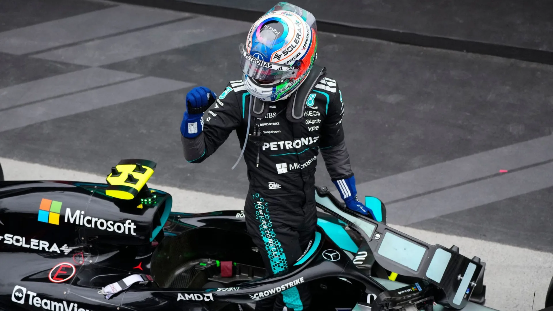 Fourth win in a row: Kimi Antonelli celebrates his success in Montreal. Fourth win in a row: Kimi Antonelli celebrates his success in Montreal.
