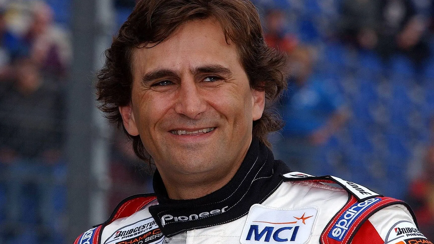 Alessandro Zanardi: He had an accident in a race at the Lausitzring in 2001 and has had his leg amputated ever since. Alessandro Zanardi: He had an accident in a race at the Lausitzring in 2001 and has had his leg amputated ever since.