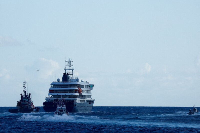 Cruise ship MV Hondius