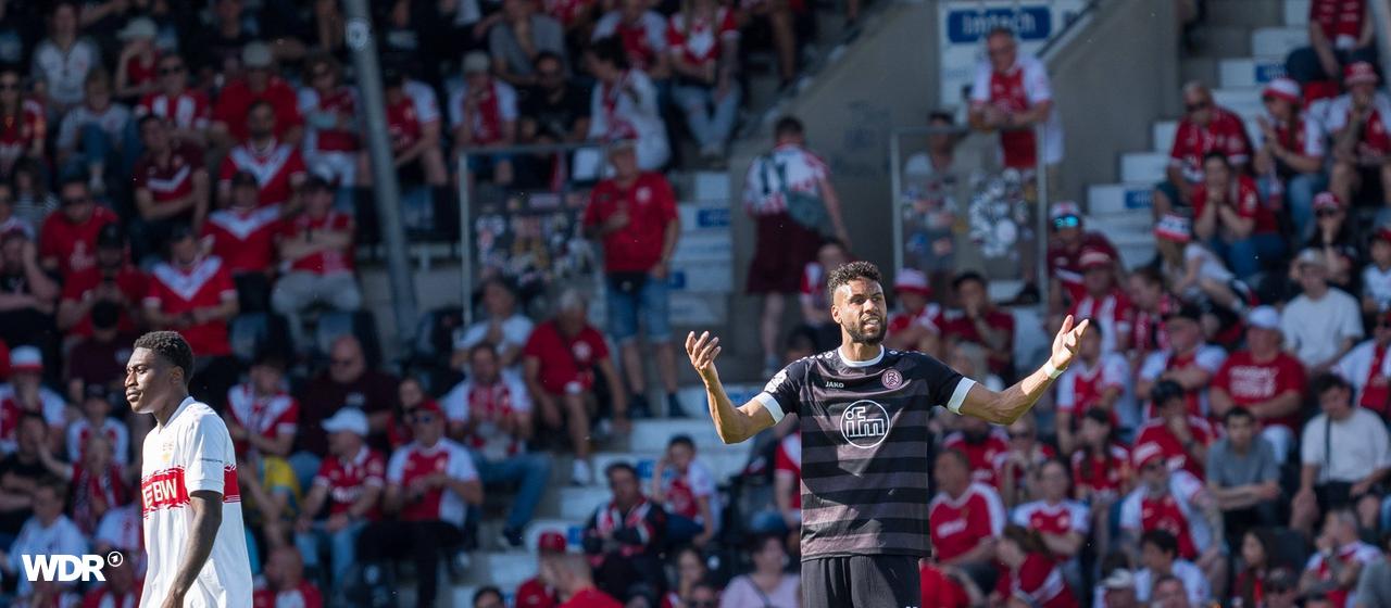 Ruben Reisig with a questioning gesture