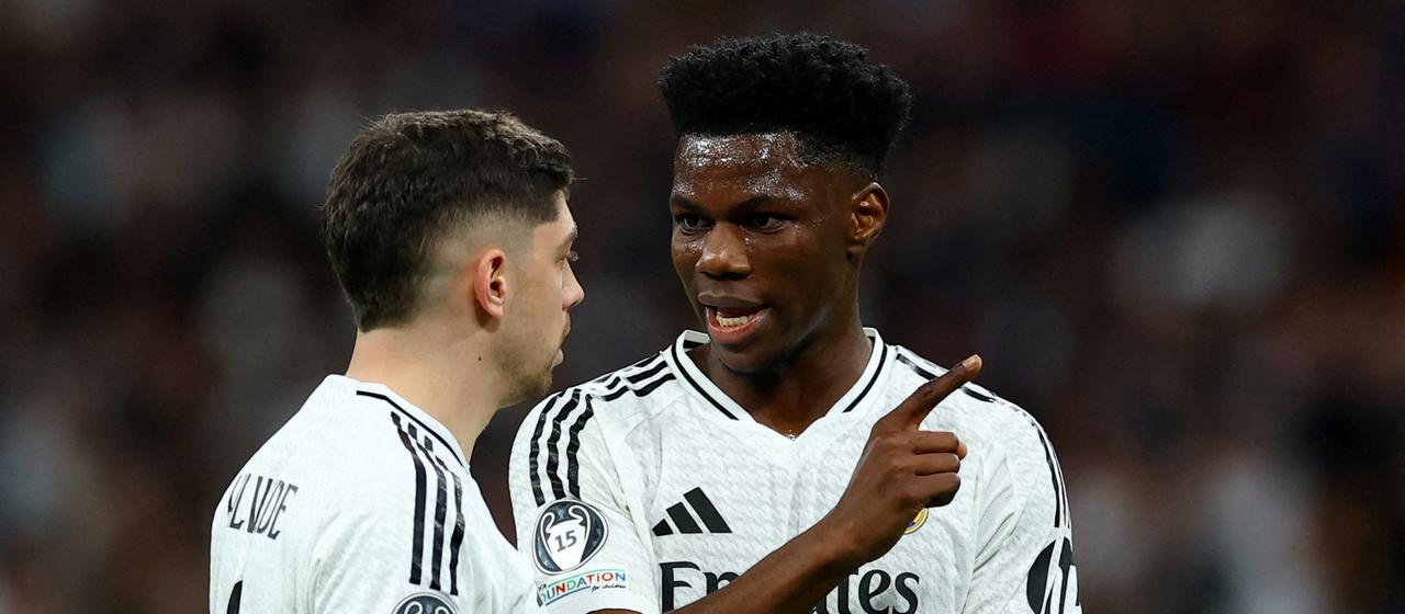 Federico Valverde and Aurelien Tchouameni in the game against Manchester City