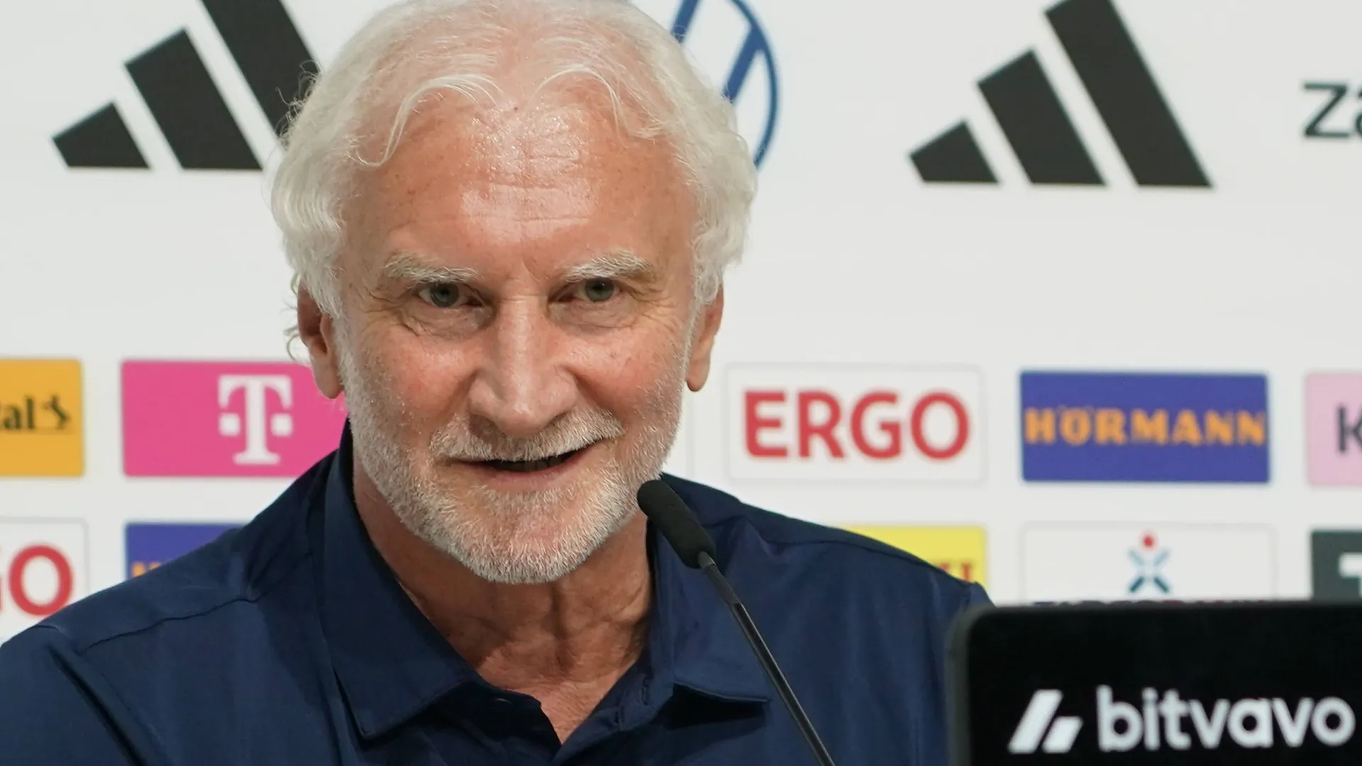 Rudi Völler: He wants players to decide on a nation earlier.