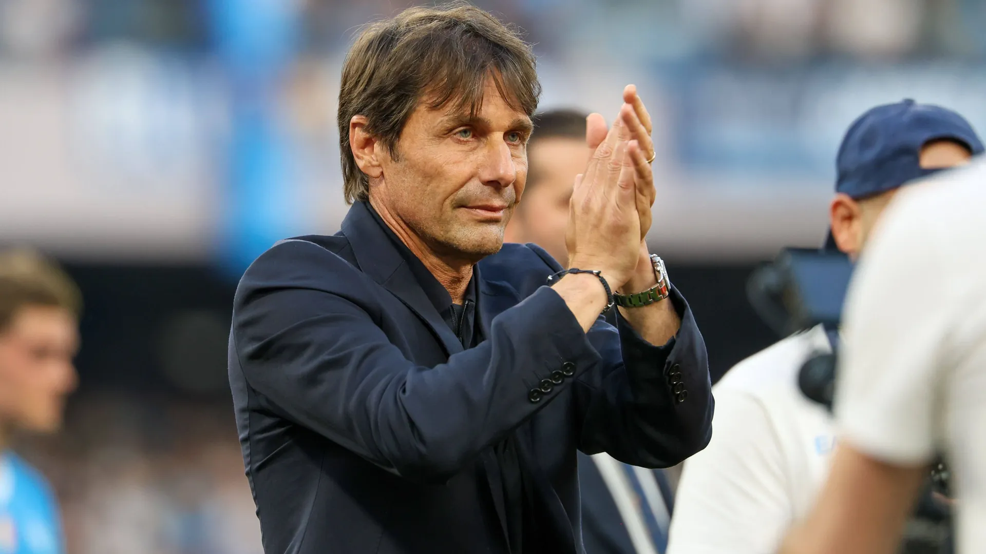 Farewell: Antonio Conte is quitting as coach of SSC Napoli. Farewell: Antonio Conte is quitting as coach of SSC Napoli.