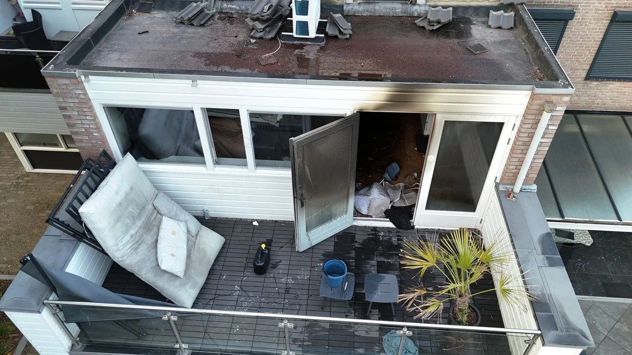 It is not clear how the fire started (photo: Bart Meesters / Heitink Press Agency).