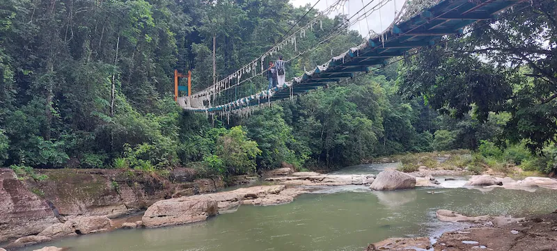 Striking photos that we received via 4040 from an HLN reader who visited the waterfalls on Flores last year.
