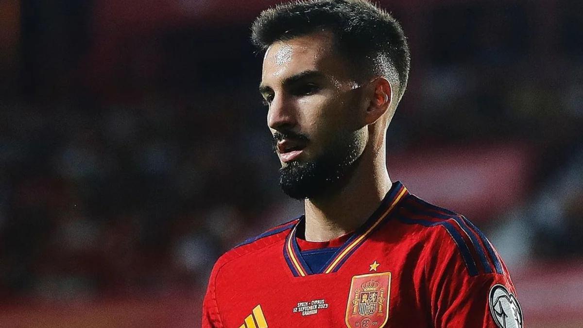 Atlético de Madrid player, Alex Baena, during a match of the Spanish team