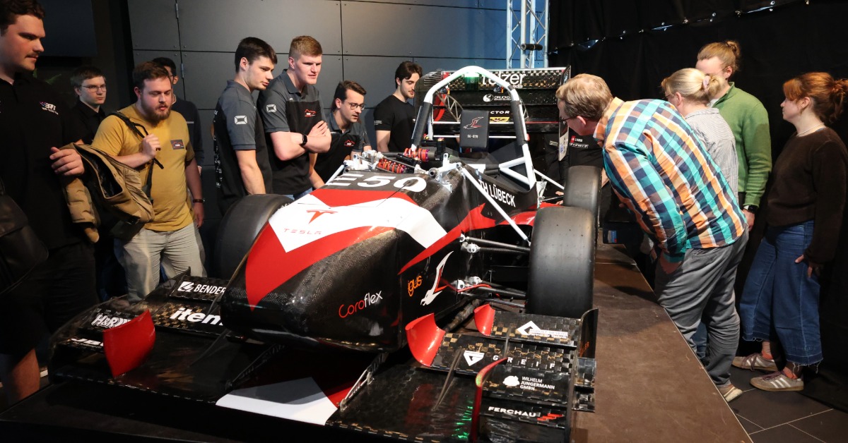 The Seagulls Lübeck are at the start with Peaches – the first autonomously controllable racing car