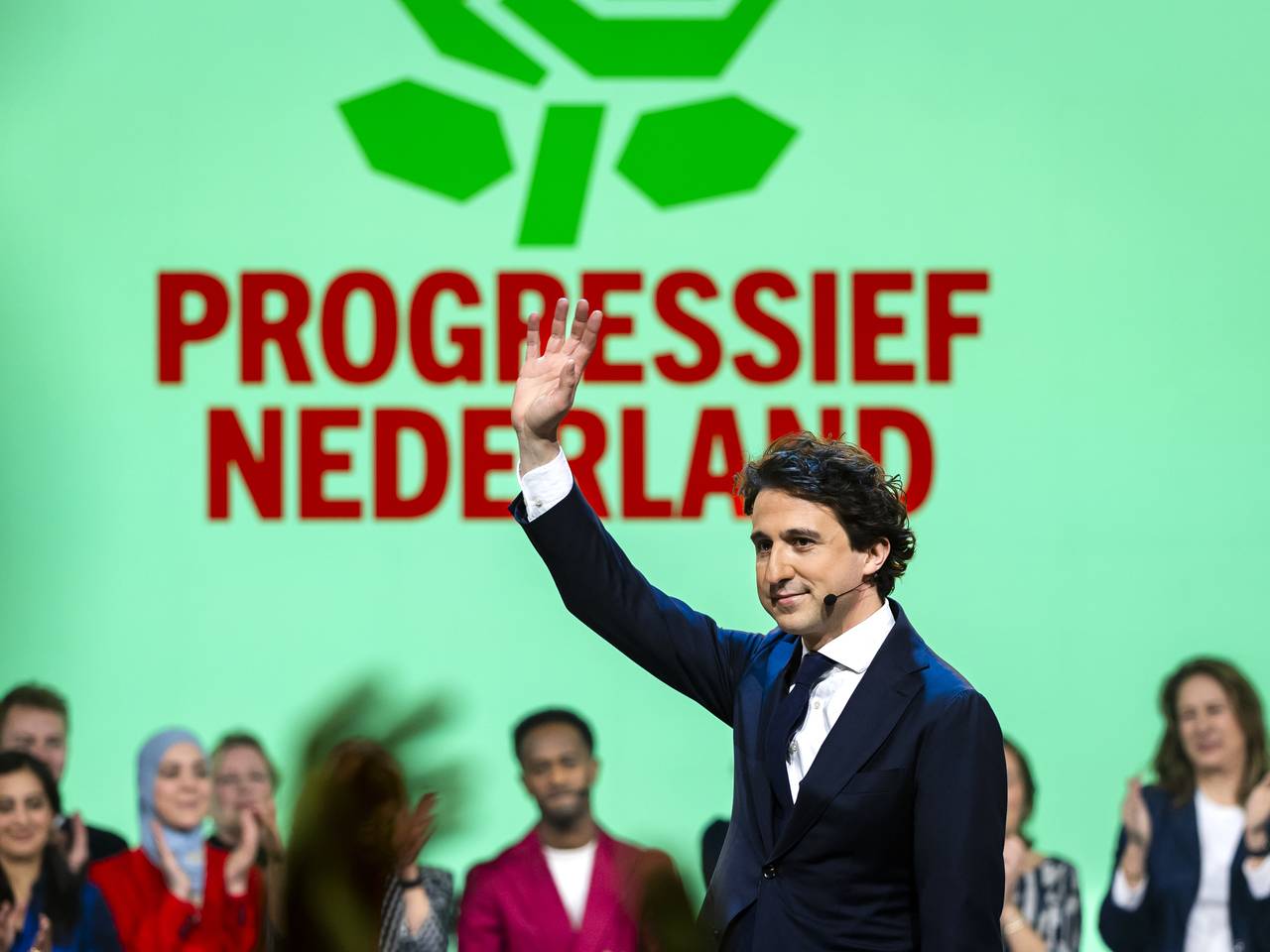 https://api.omroepbrabant.nl/img/f/$width$/$height$/0.50/0.50/cmV2aXNpb25zLzQ5MTAyMjctMS5qcGc_c2U9MjA0NS0wMS0wMVQxMCUzQTQwJTNBMDBaJnNpZz1CYVF rQzB3SU5Kb0tyS3FBc0xVTFB0RHdibmR3YmVMdGczclVuMDZtYkY0JTNEJnNwPXImc3ByP Wh0dHBzJnNyPWImc3Q9MjAyNS0wMS0wMVQxMCUzQTQwJTNBMDBaJnN2PTIwMjYtMDItMDY=