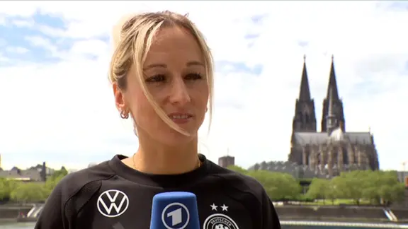 Kathrin Hendrich in an interview