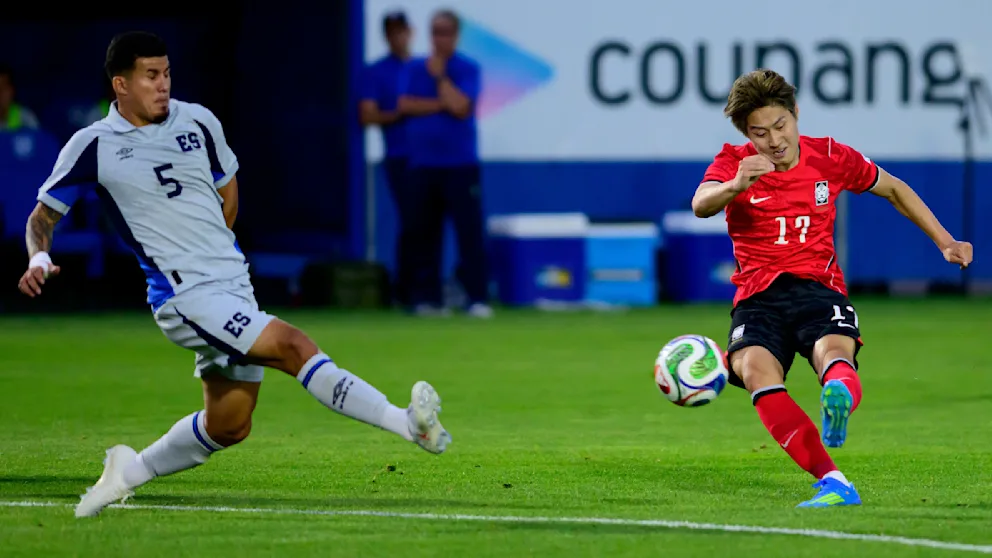 Kang-in Lee (r.) spielte bisher 47-mal für Südkorea und traf dabei elfmal