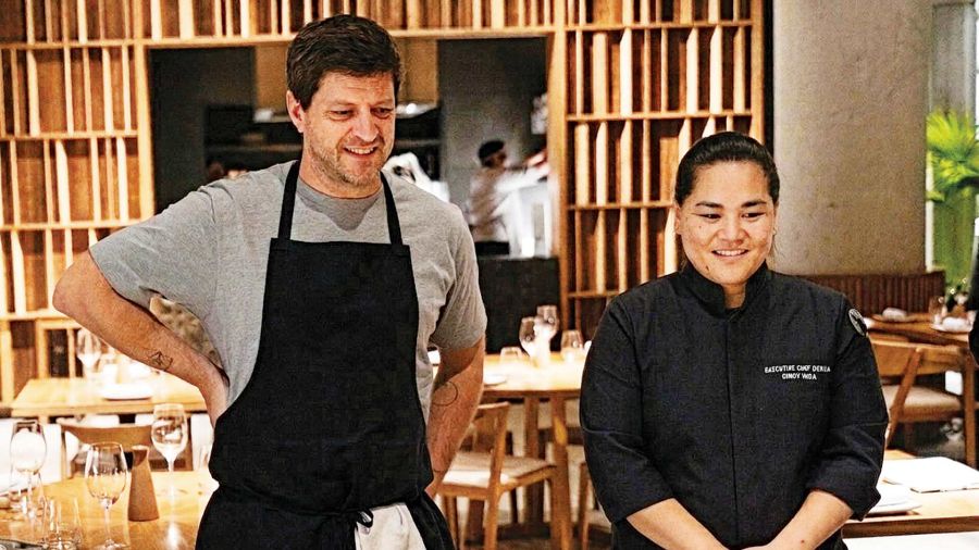 Javier Rodríguez and Cindy Higa