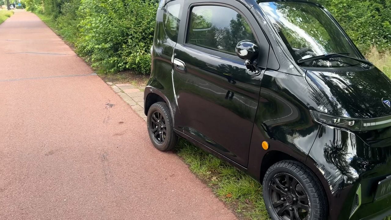There are some scratches on the side (photo: Omroep Brabant).