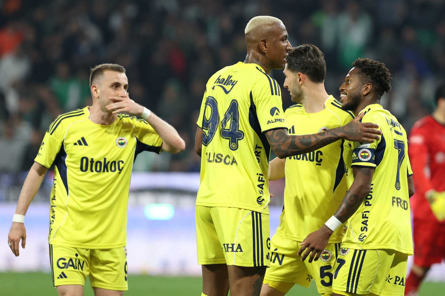 Transfer to Fenerbahçe from the Brazilian National Team!