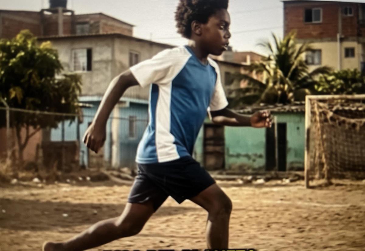Julián Quiñones, when he played barefoot in Magüì Payan, the town in Colombia where he was born.
