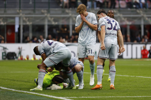Udinese Calcio players celebrate a save by goalkeeper Maduka Okoye in the 3-0 win against AC Milan in San Siro © imago - Udinese Calcio players celebrate a save by goalkeeper Maduka Okoye in the 3-0 win against AC Milan in San Siro