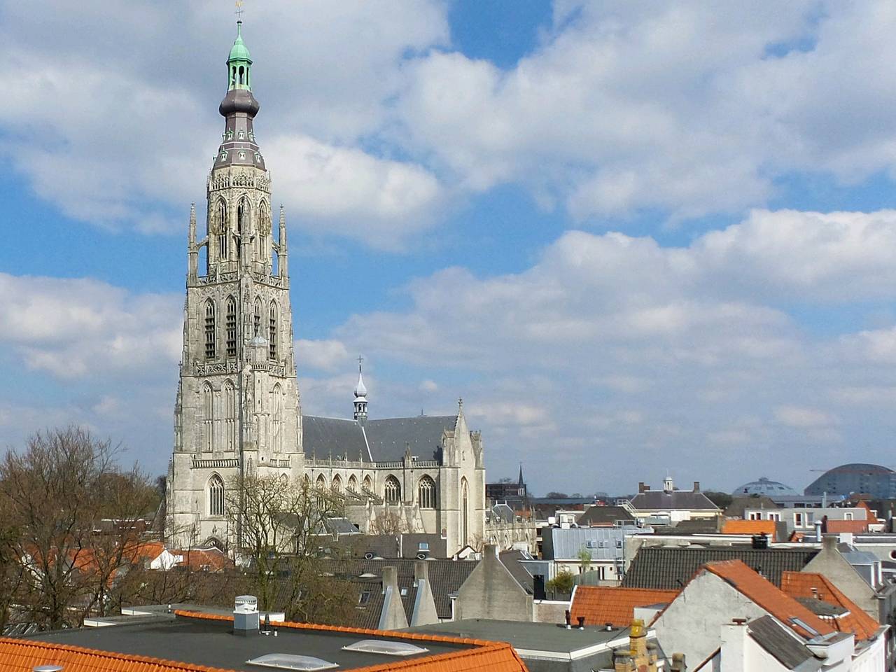 https://api.omroepbrabant.nl/img/f/$width$/$height$/0.50/0.50/cmV2aXNpb25zLzIzMDAzMTMtMS5qcGc_c2U9MjA0NS0wMS0wMVQxMCUzQTQwJTNBMDBaJnNpZz1GZU90U jZLY0lRN1phalZGJTJCQlBIREhNazJKRXZDUTd1eWxZTHRYR1dmTkUlM0Qmc3A9ciZzcHI9 aHR0cHMmc3I9YiZzdD0yMDI1LTAxLTAxVDEwJTNBNDAlM0EwMFomc3Y9MjAyNi0wMi0wNg==