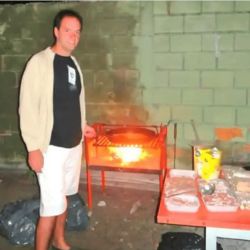 Adorni’s no-frills past: “He bought expired sausages and worked at Gritalo TV”