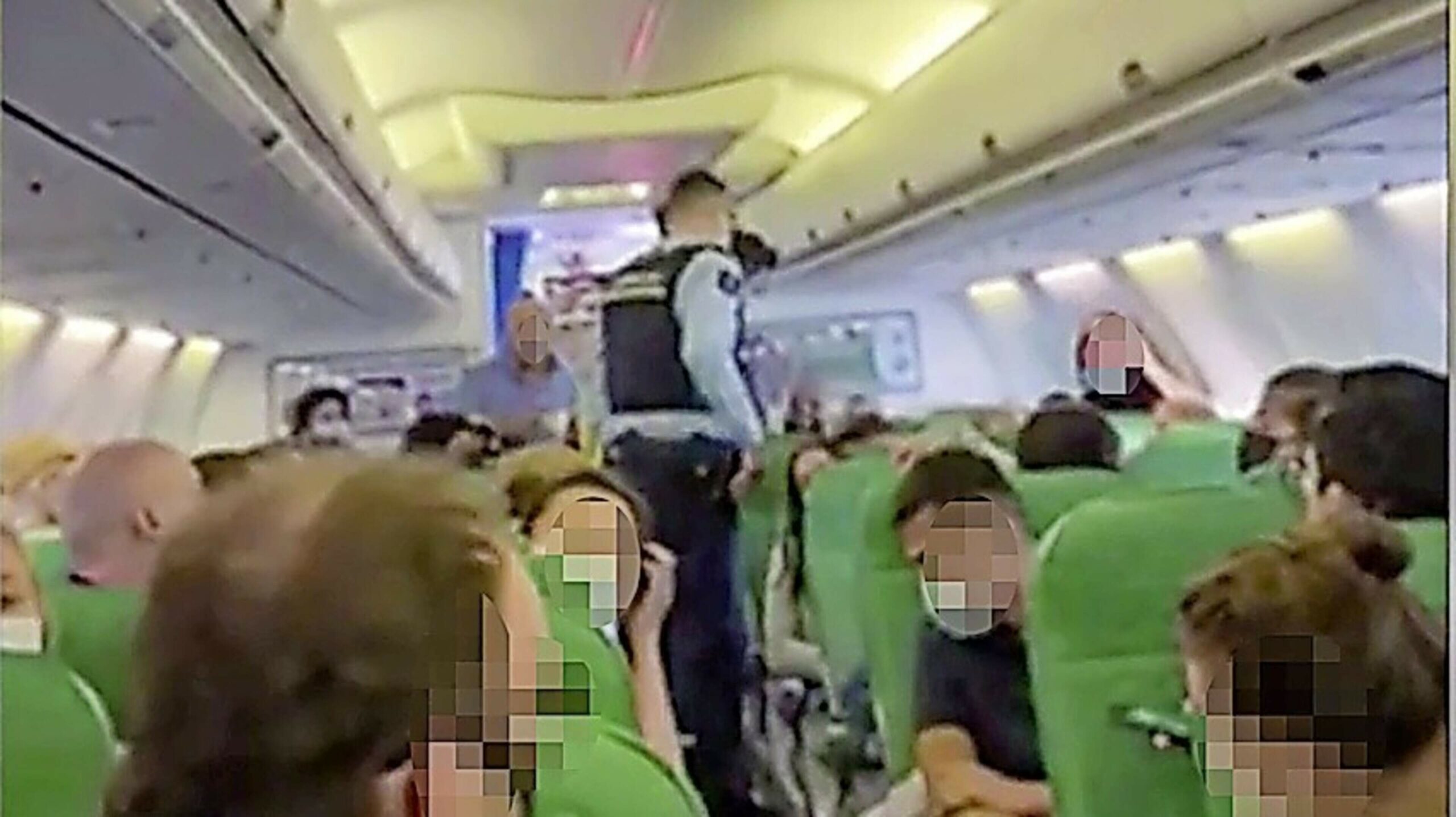 Airplanes will soon be banned from board: hope for a much-desired blacklist is on the horizon thanks to Dutch efforts