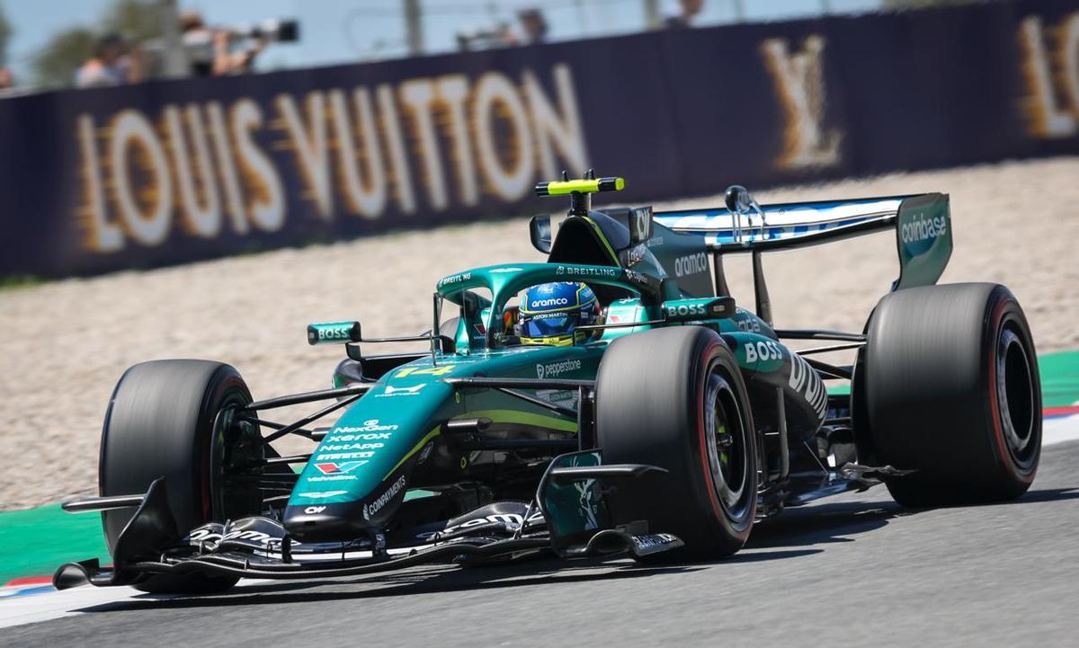 Alonso retaliates after finishing last in Barcelona: “We have the worst engine, problems with aerodynamics…”