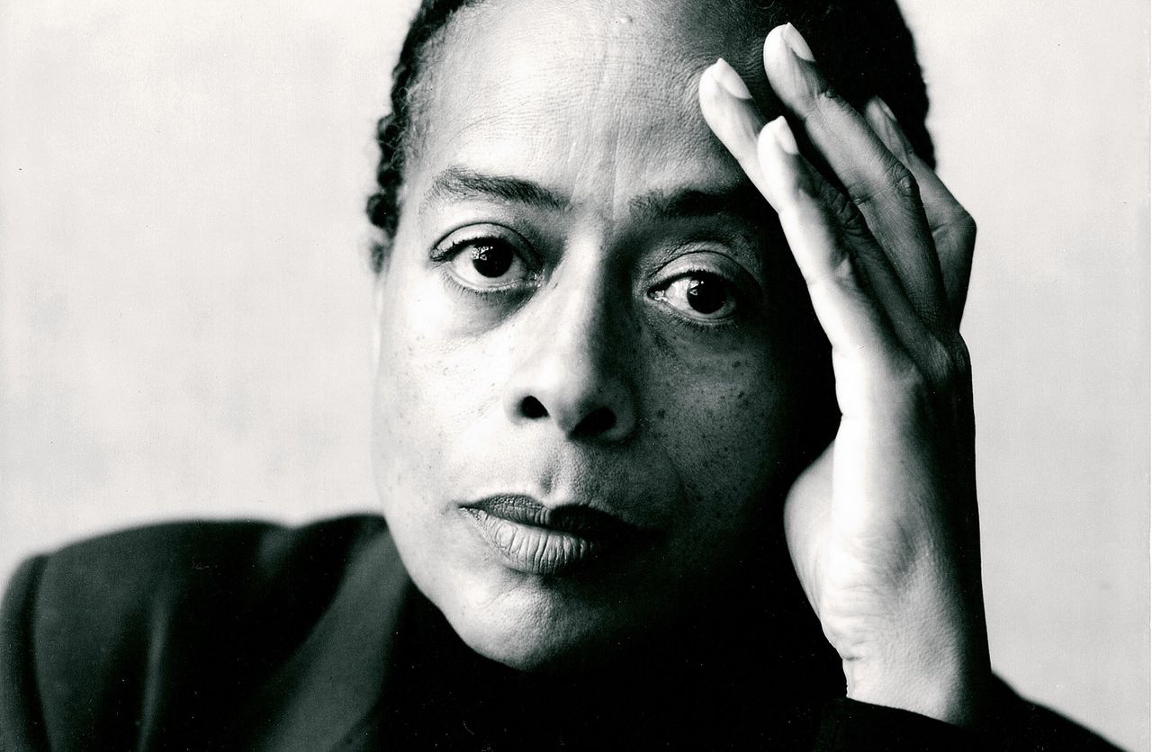An independent thinker speaks in everything that writer Ellen Ombre published