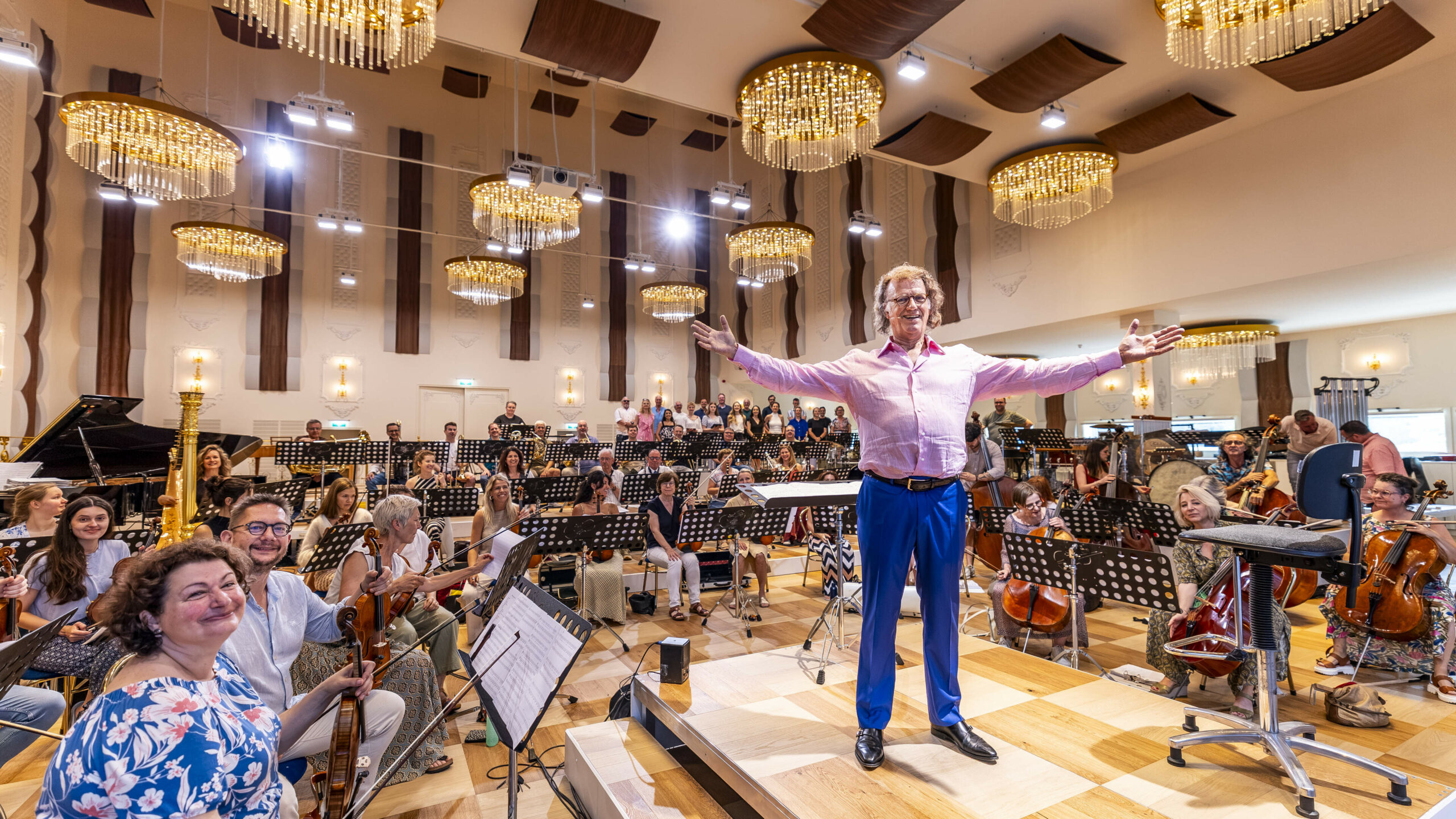 André Rieu builds his own ballroom for practice: ‘The last time I saw him so happy was at the birth of his grandchildren’