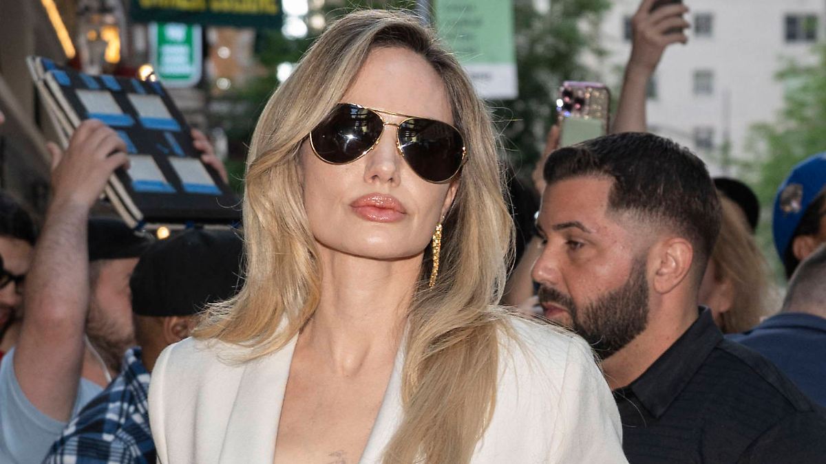 Angelina Jolie’s Love Life in Ruins: No Dates Since Brad Pitt Divorce