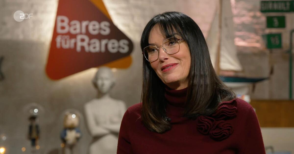Antique Brooch Dazzles Expert on ‘Bares für Rares’: A True Treasure!