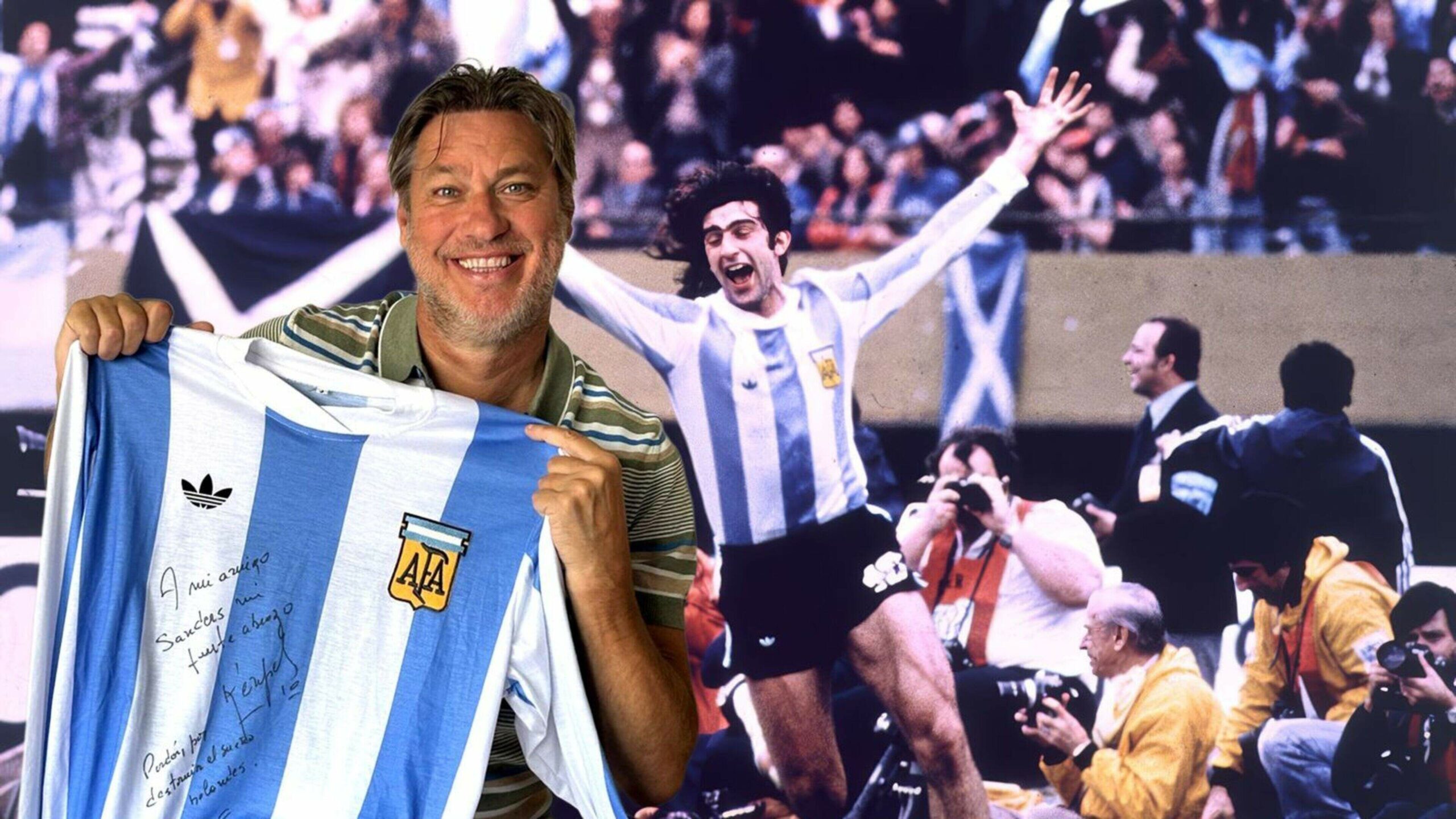 Argentinian ‘executioner’ Mario Kempes apologizes to Sander on shirt for causing national football trauma in 1978