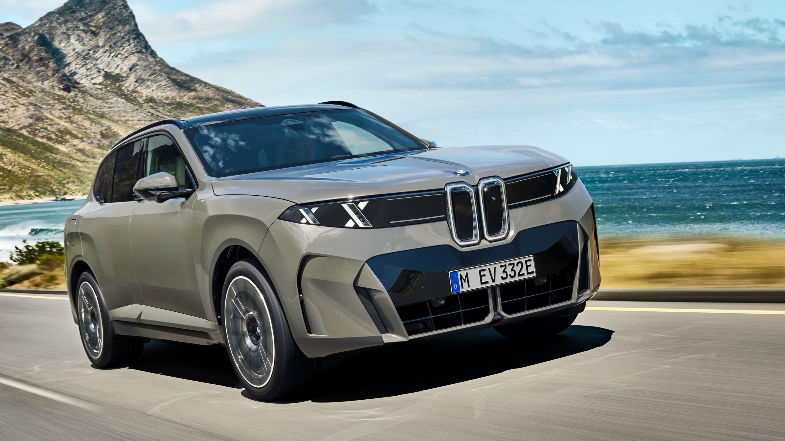 BMW Unveils New SUV: The Ultimate Core Product of Innovation!