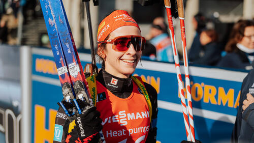 Biathlon: German quartet starts tough test