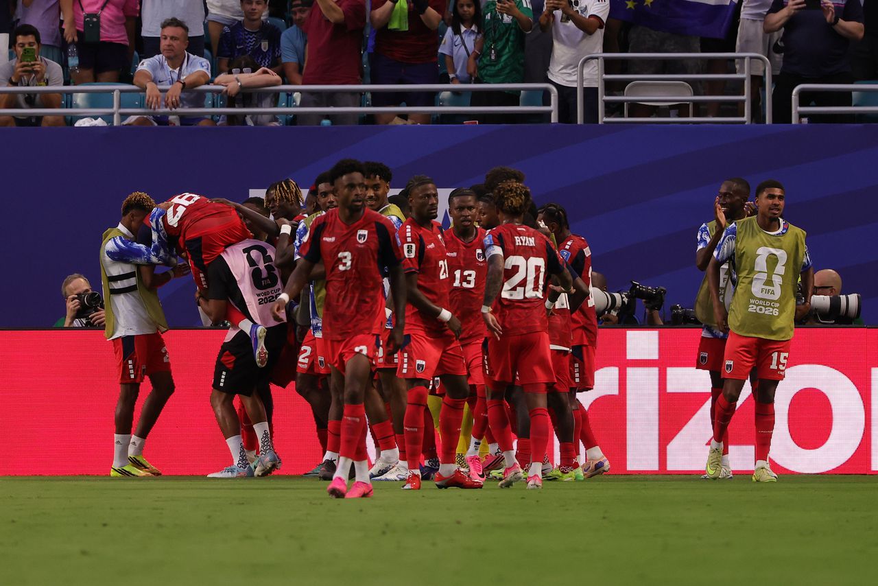 Cape Verde, with many Rotterdammers in the starting line-up, takes second point at the World Cup