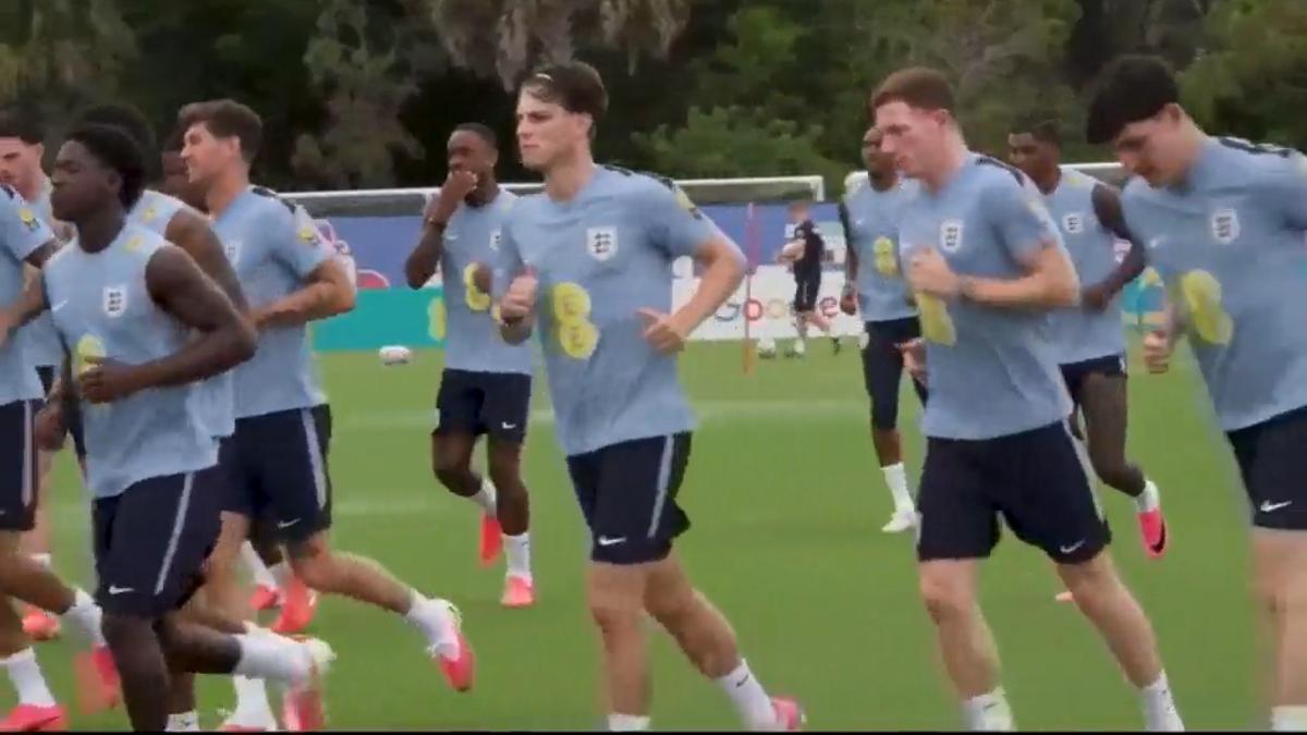 Chaos at England’s World Cup camp: shooting, earthquake, theft of equipment and now… a tornado that forces them to confine themselves!