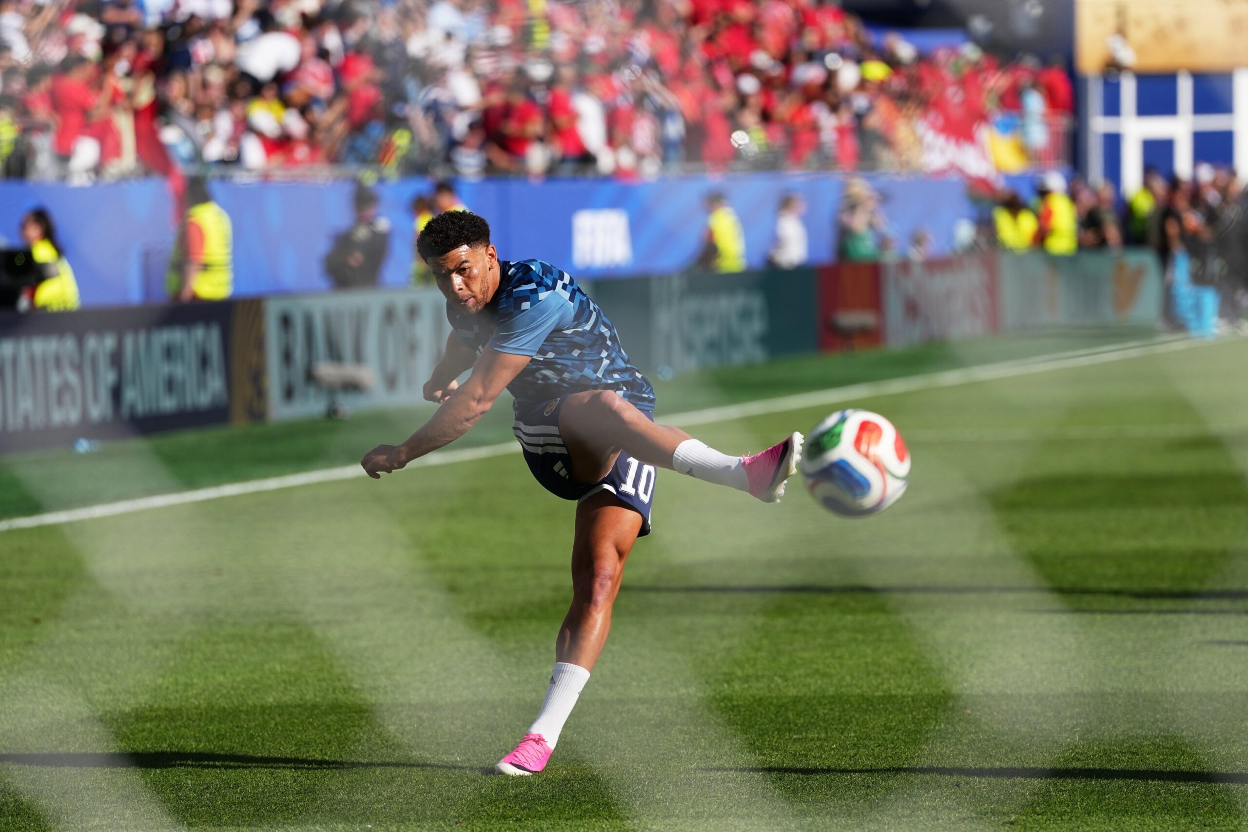 Che Adams, interview: “At the World Cup thanks to Toro. Scotland, believe it”