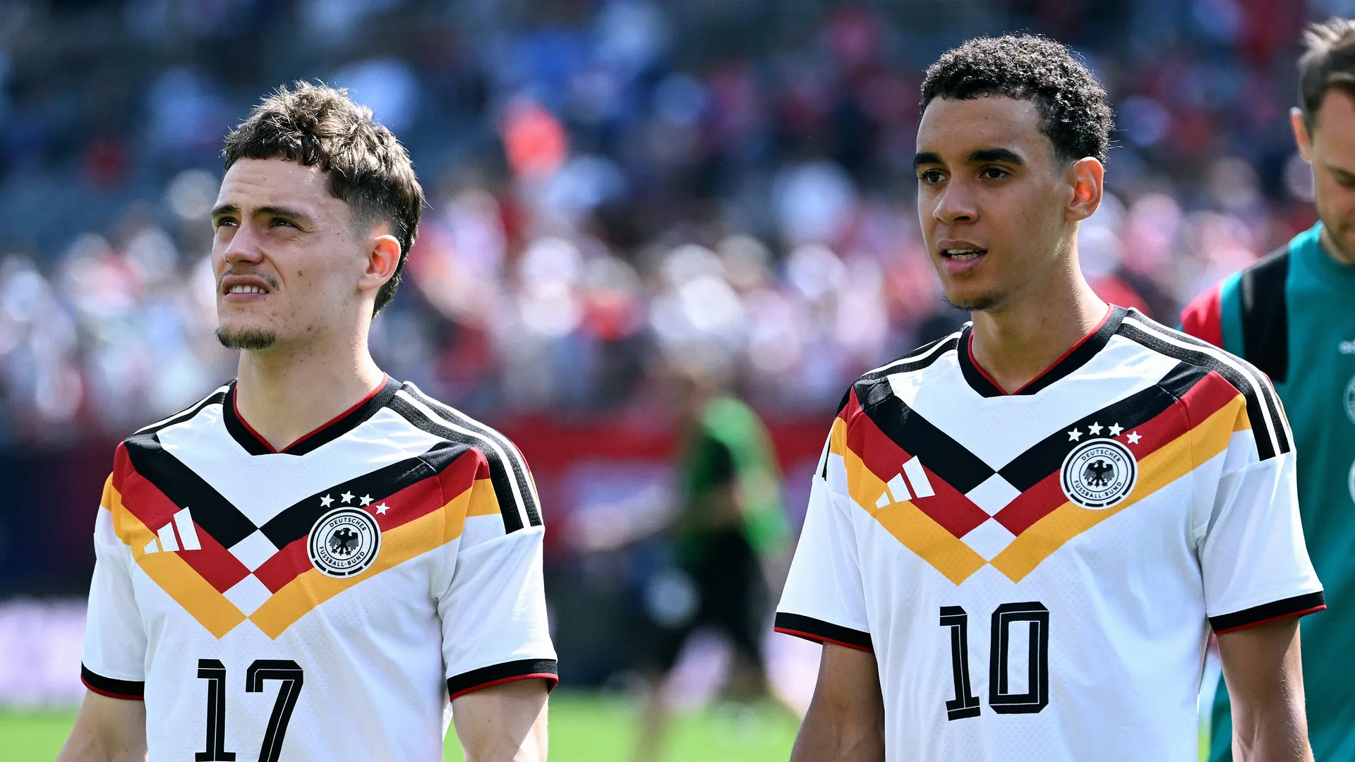 Florian Wirtz (l.) and Jamal Musiala: The two exceptional talents were hardly able to make an impact against the USA. Florian Wirtz (l.) and Jamal Musiala: The two exceptional talents were hardly able to make an impact against the USA.