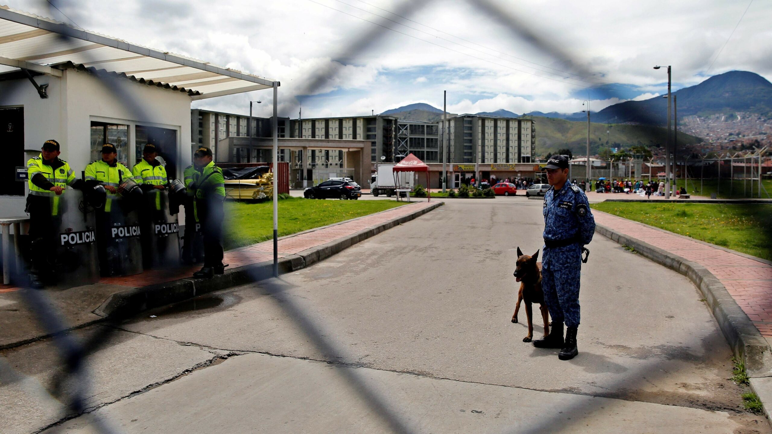 Dangerous Dutch drug criminal Jozef van der V. briefly released due to blunder in Colombia: ‘Very high flight risk’
