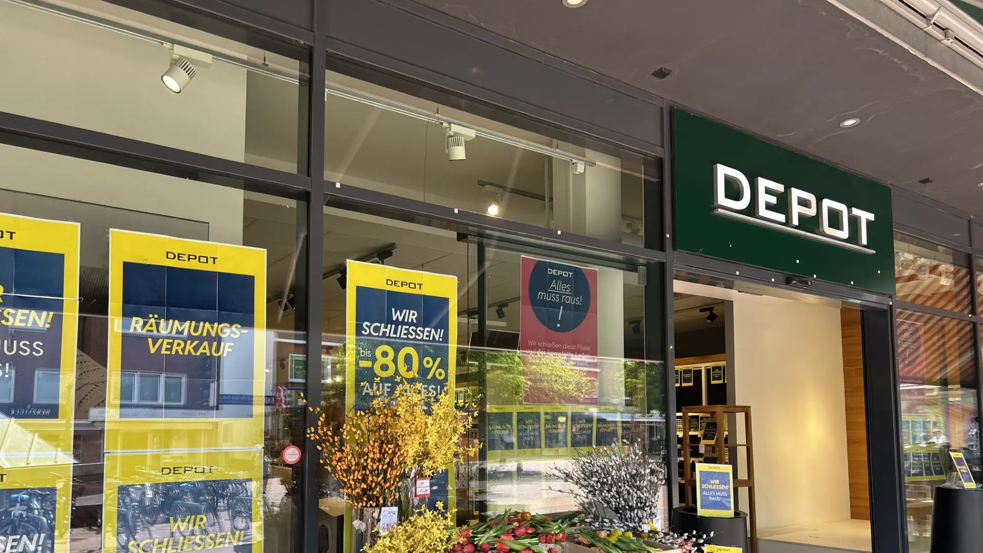Depot Chain Closes Locations: What This Means for Hamburg Shoppers?