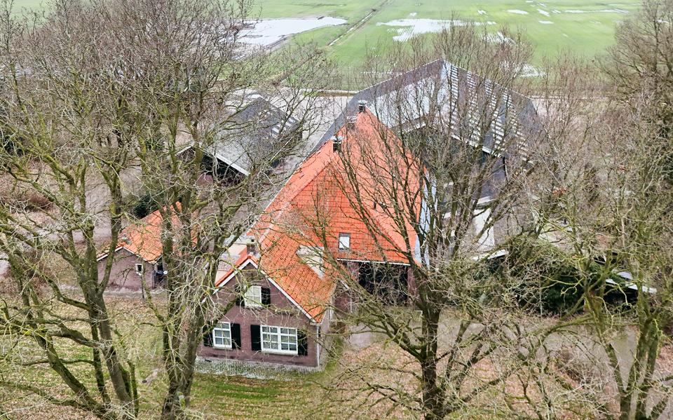 Drenthe does not meet the targets for buying up livestock farms, returning seventeen million euros to the government