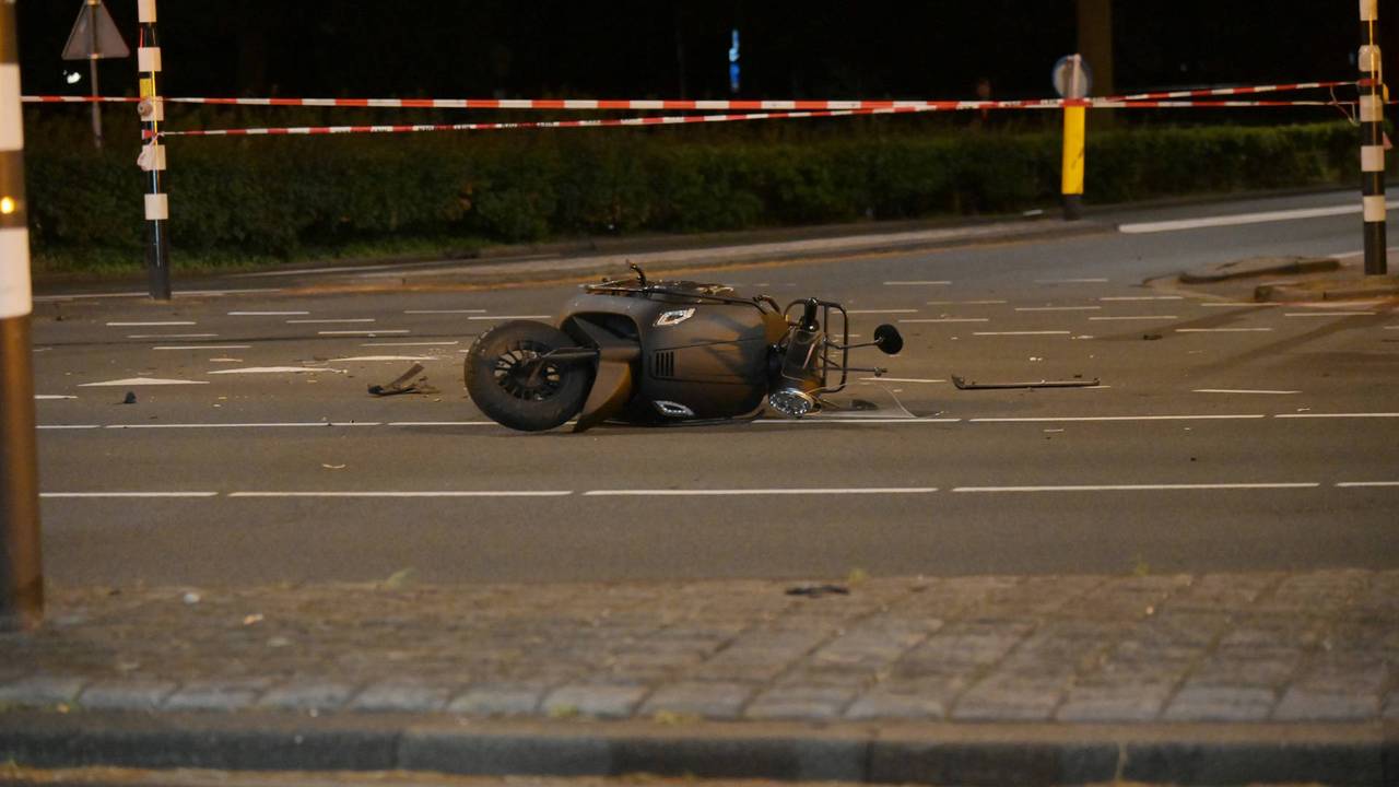 The two injured people were taken to hospital in an ambulance (photo: Perry Roovers/Persbureau Heitink).