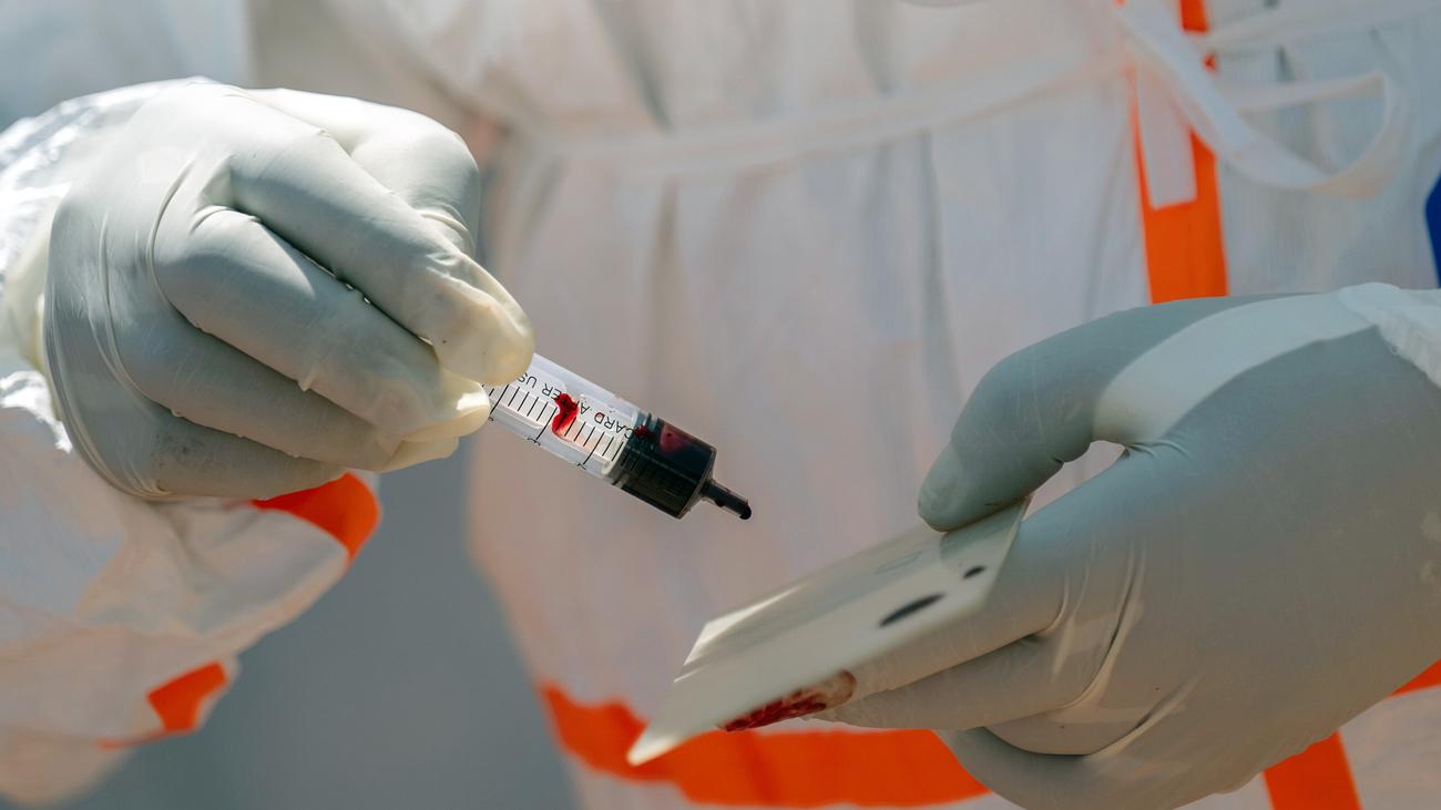 Ebola Alert: First Case in France Linked to Congo Returnee