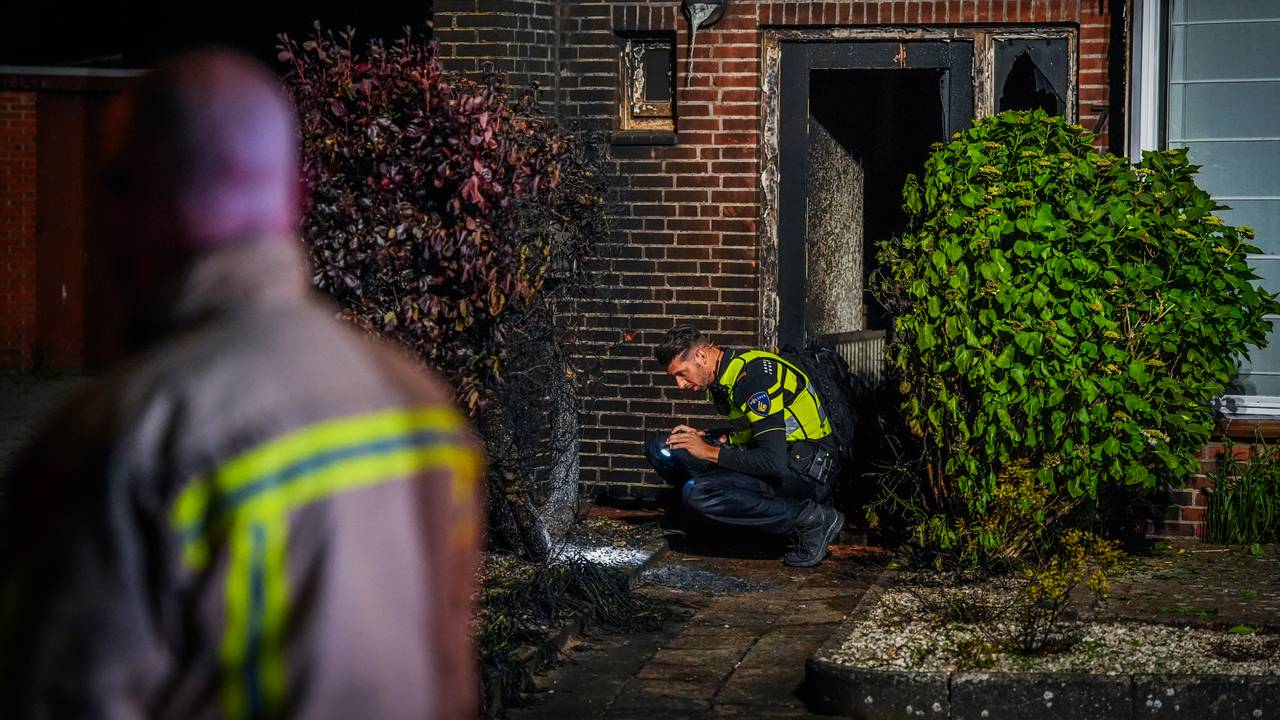 Explosion at the front door of the house, local residents are startled awake by a bang
