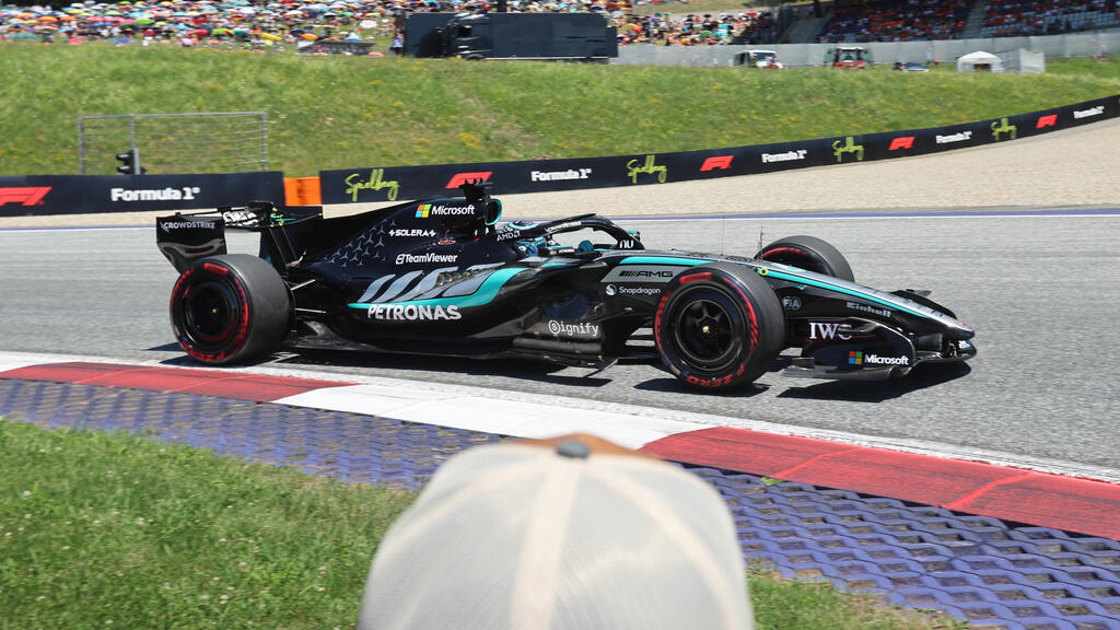 F1: George Russell Claims Pole After Verstappen’s Dramatic Crash