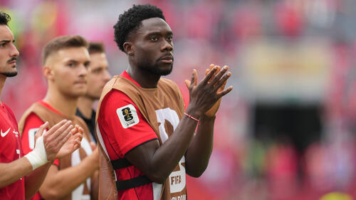 FC Bayern | Not for sale? Will the record champions remain stuck with Alphonso Davies?