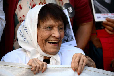 Figurehead of ‘Foolish Mothers’ in Argentina, Taty Almeida (95), passed away | News