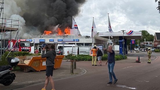 Fire in Norg garage, local residents have to leave their homes