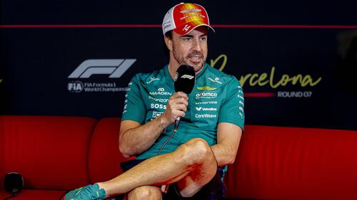 Formula 1 icon Alonso announces retirement