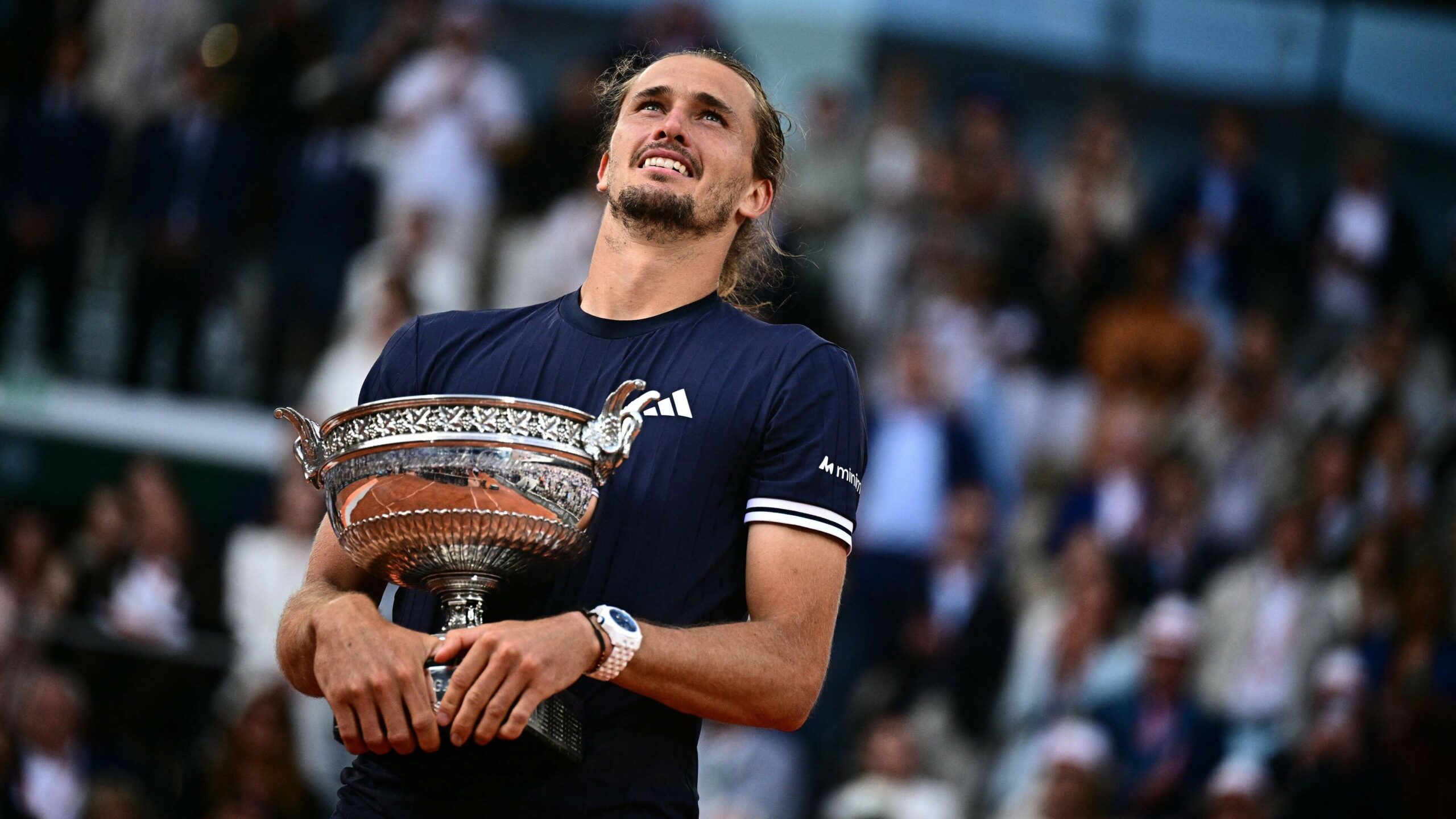 Four years after a major nightmare, Alexander Zverev (29) is having the day of his life at Roland Garros: ‘Now a happy ending’