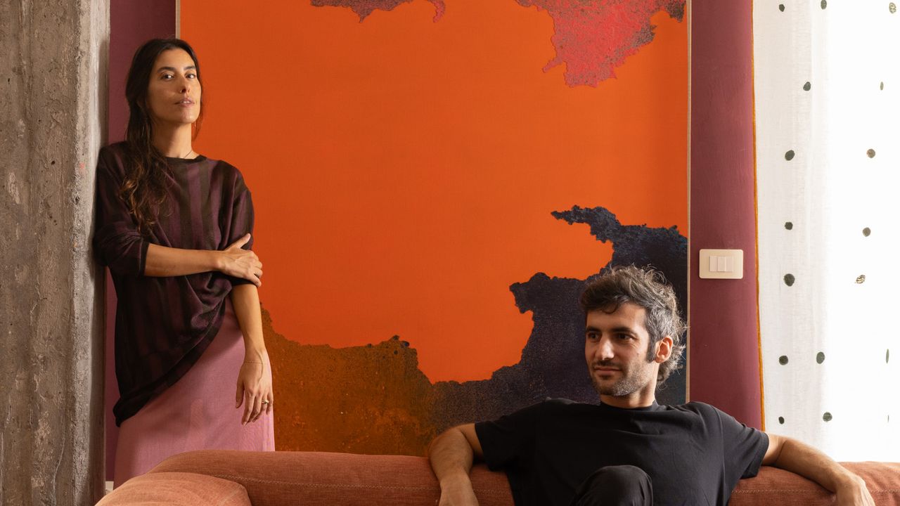From Mustard Yellow to Bordeaux Red: Explore a Boho Family Home in Rome